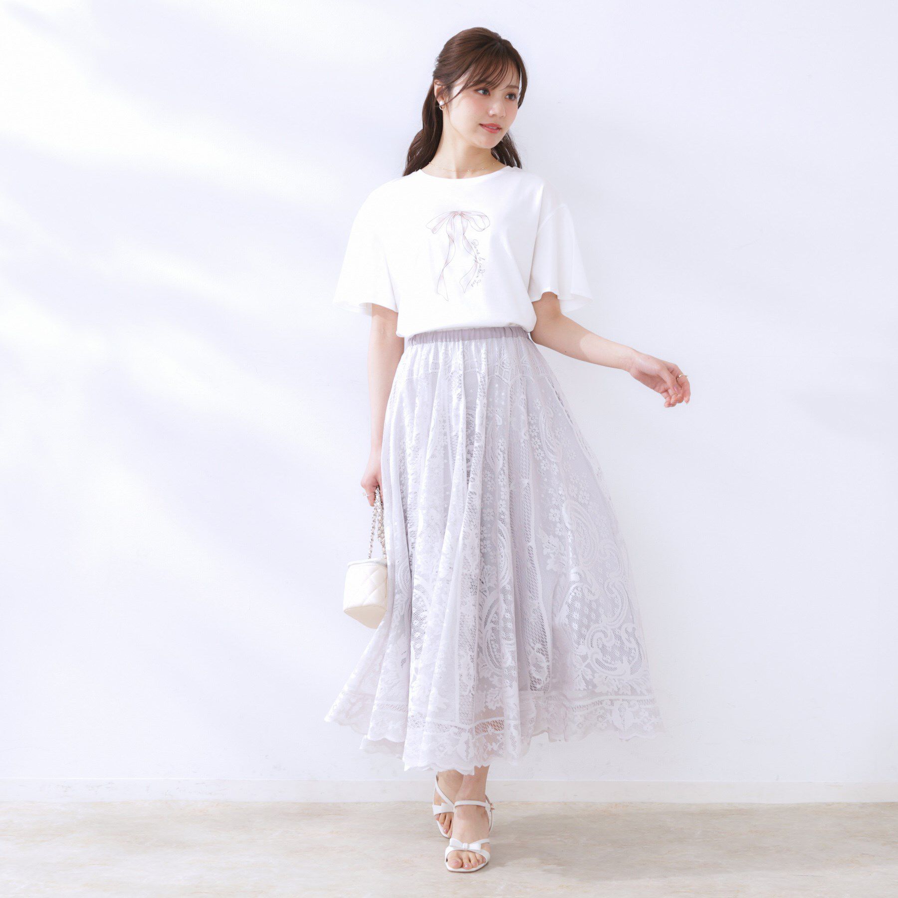 Couture broach「【マシンウォッシャブル・接触冷感・UV機能】60リボンロゴプリント フレアーT」|Tシャツ・カットソー|