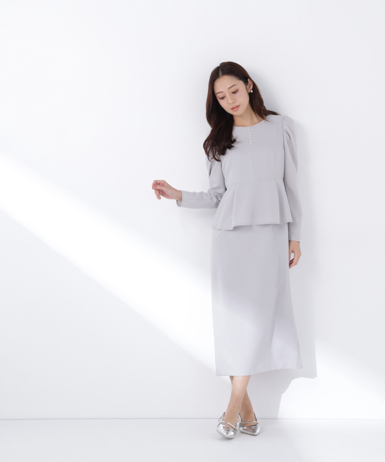  「ラインパールペプラムワンピース」|ワンピース|グレー