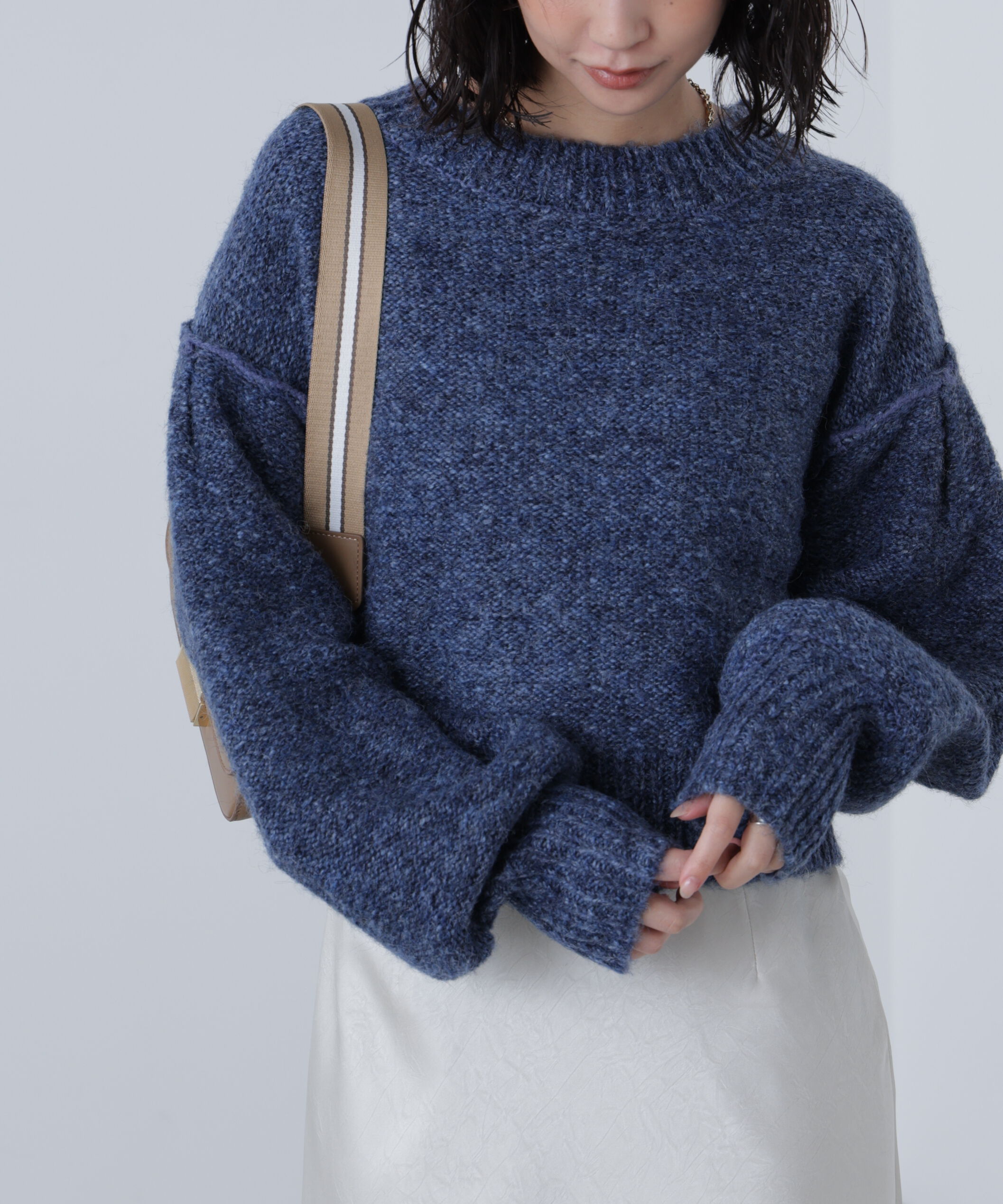  「バックリボンショート丈ニット」|ニット・セーター|