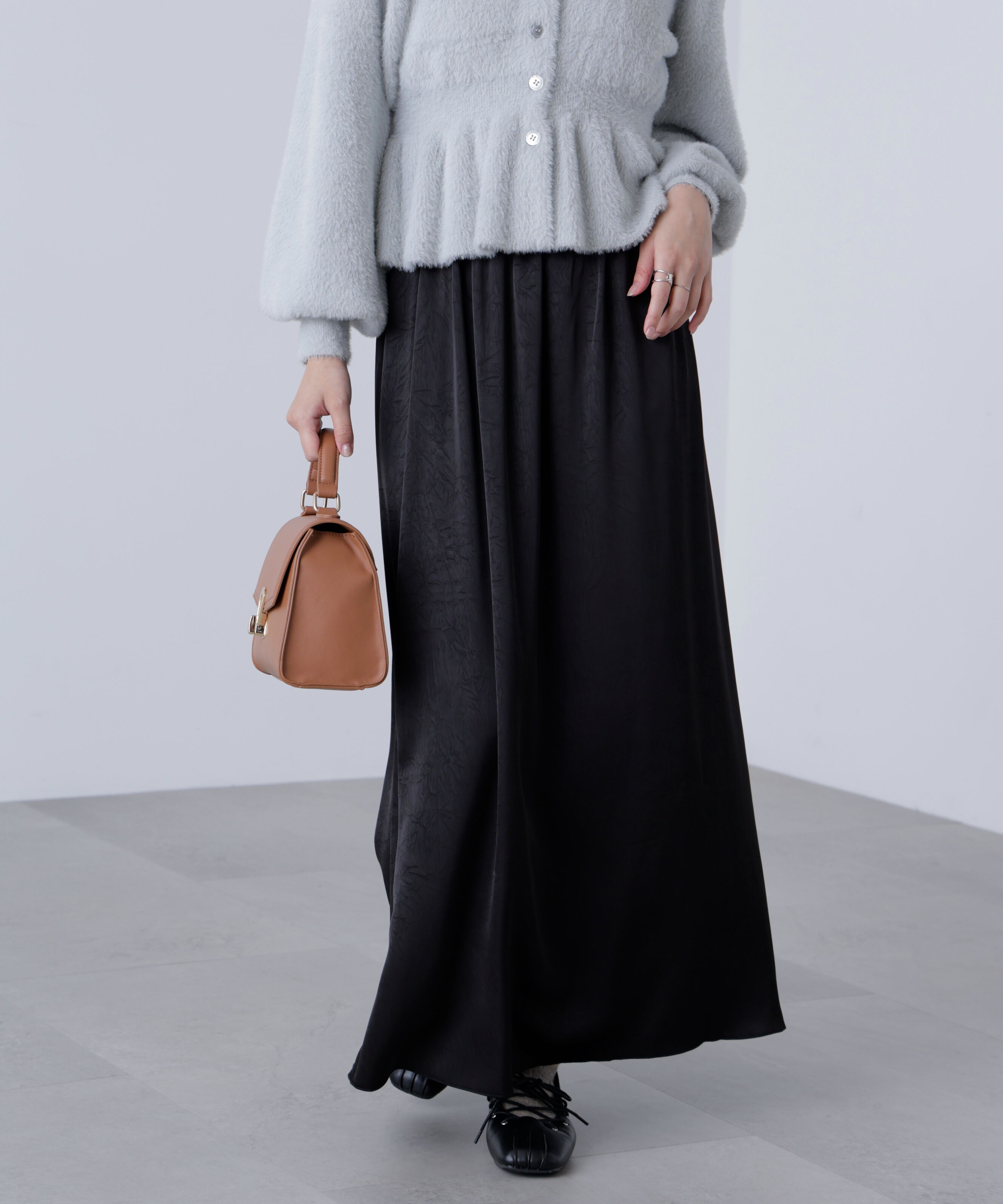  「サテンナローロングスカート」|スカート|