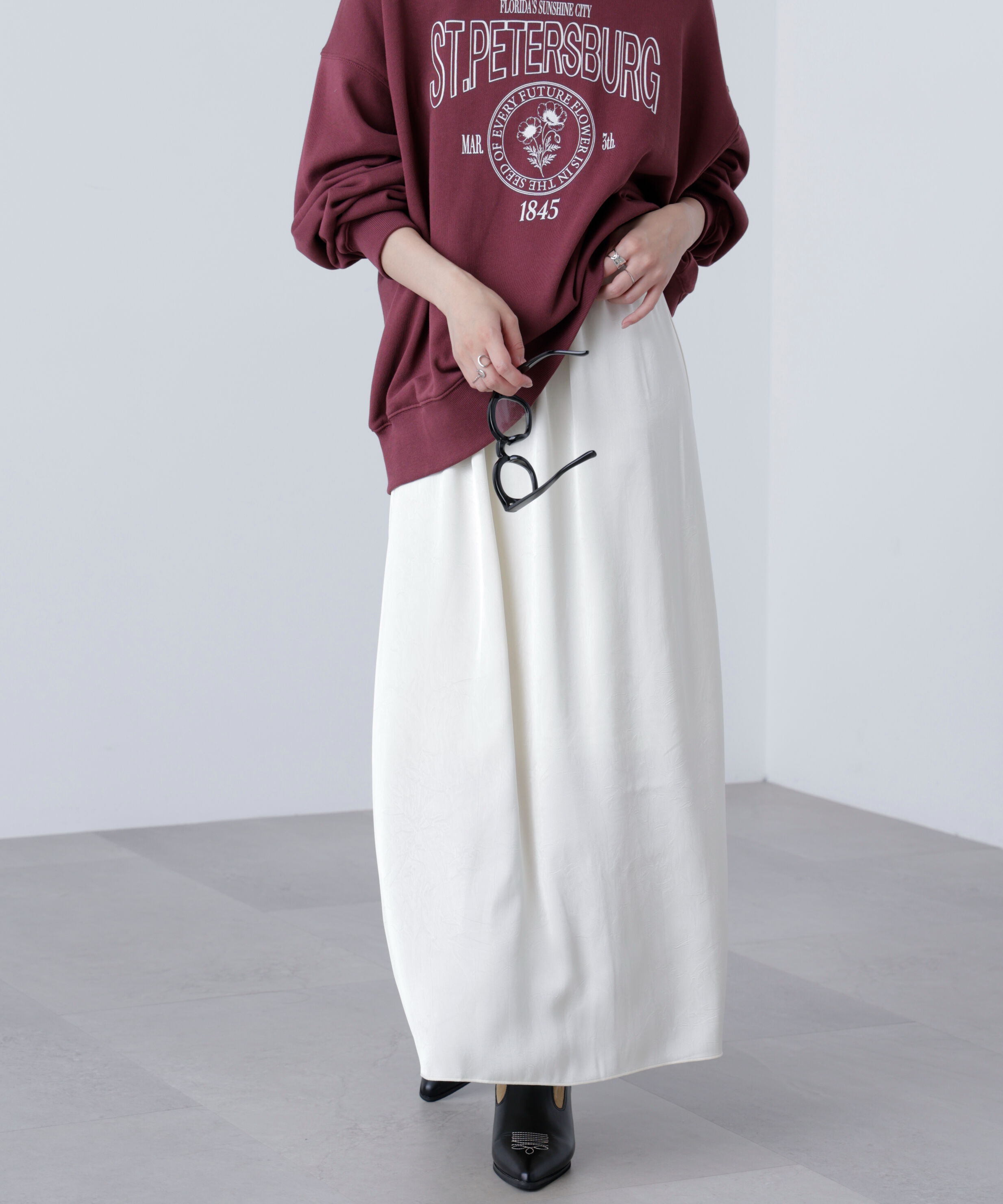  「サテンナローロングスカート」|スカート|アイボリー