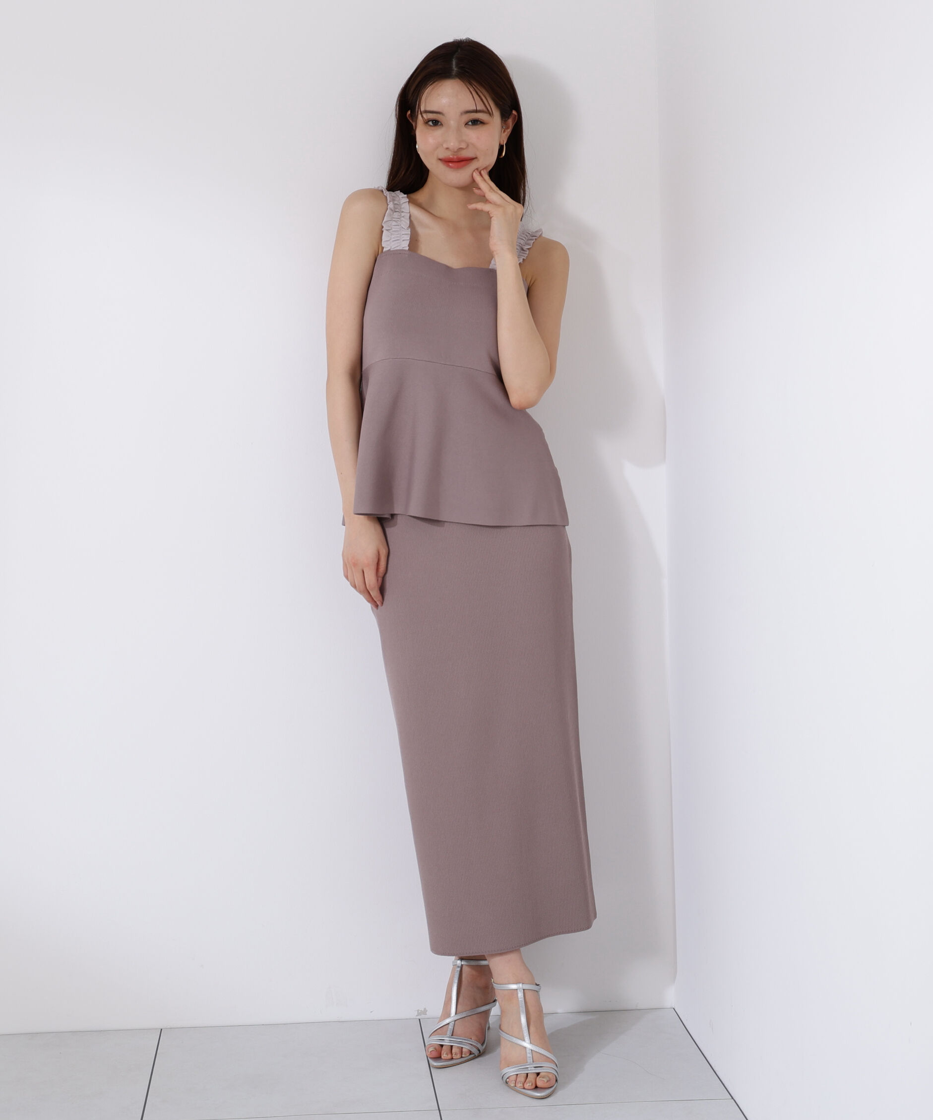 PROPORTION BODY DRESSING「ペプラムキャミセットアップ」|ワンピース|チャコール&times;  2