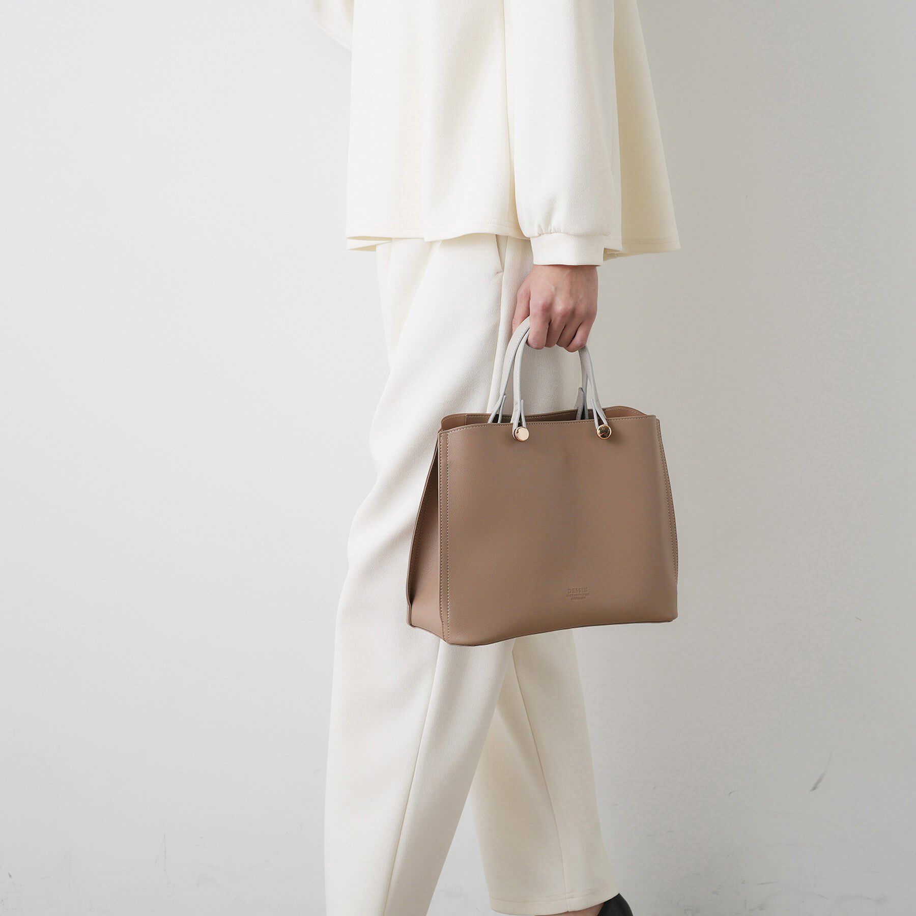 Dessin「【2WAY】3ポケットハンドバッグ」|ハンドバッグ|モカブラウン(542