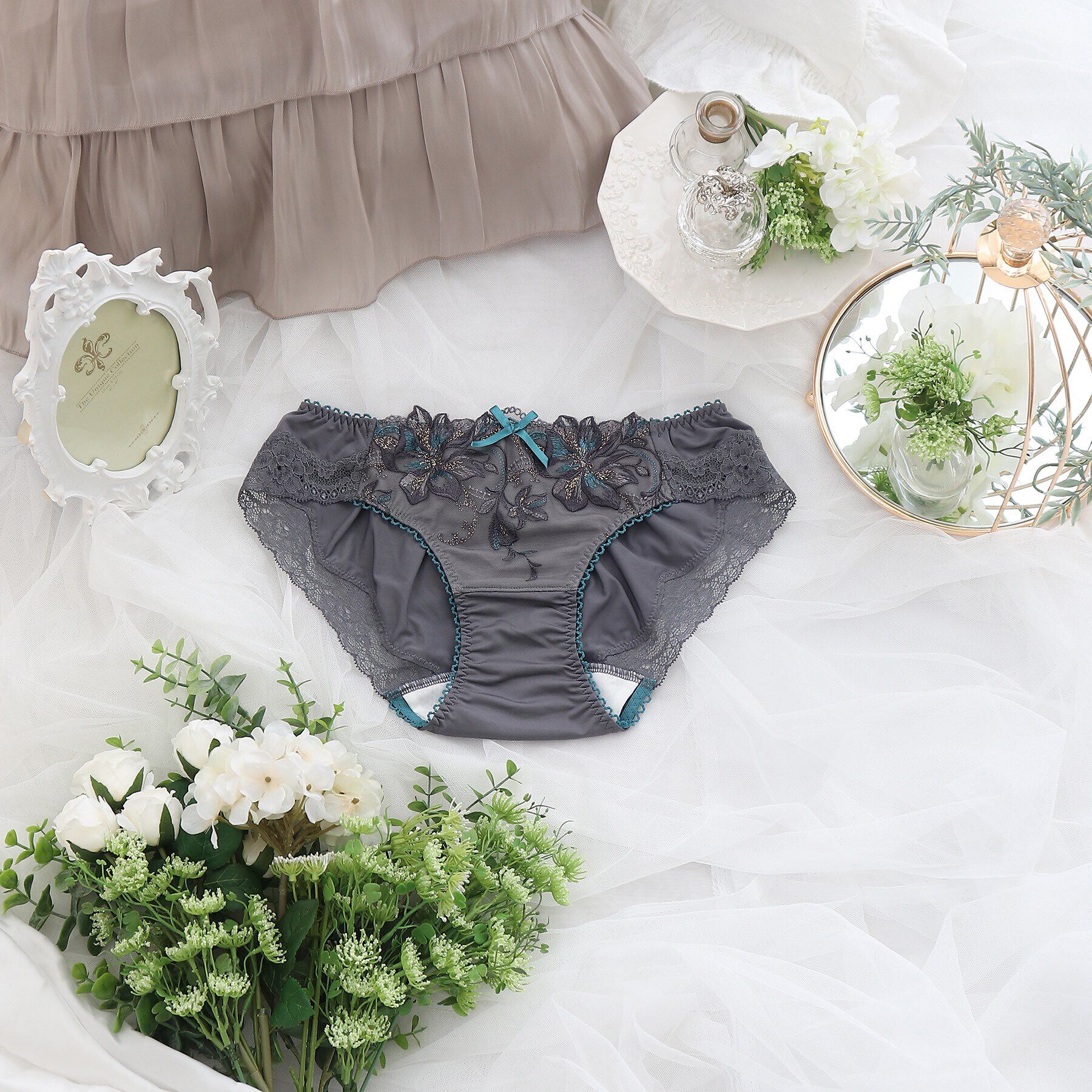 Risa Magli「フュシア サニタリーショーツ」|インナー|グレー(010)