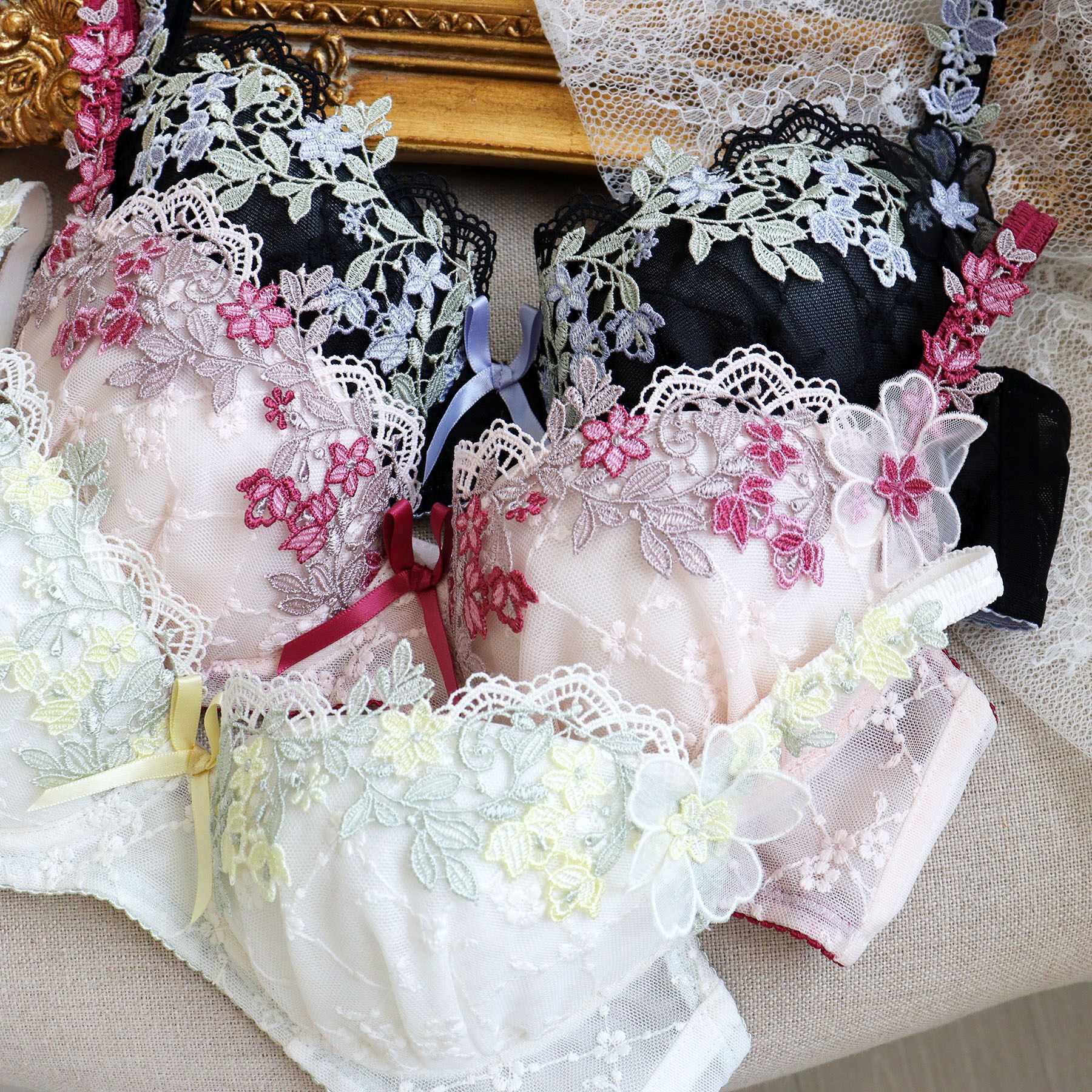 Risa Magli「ジニー ブラジャー （G-H） ＜バストアップタイプ＞」|インナー|