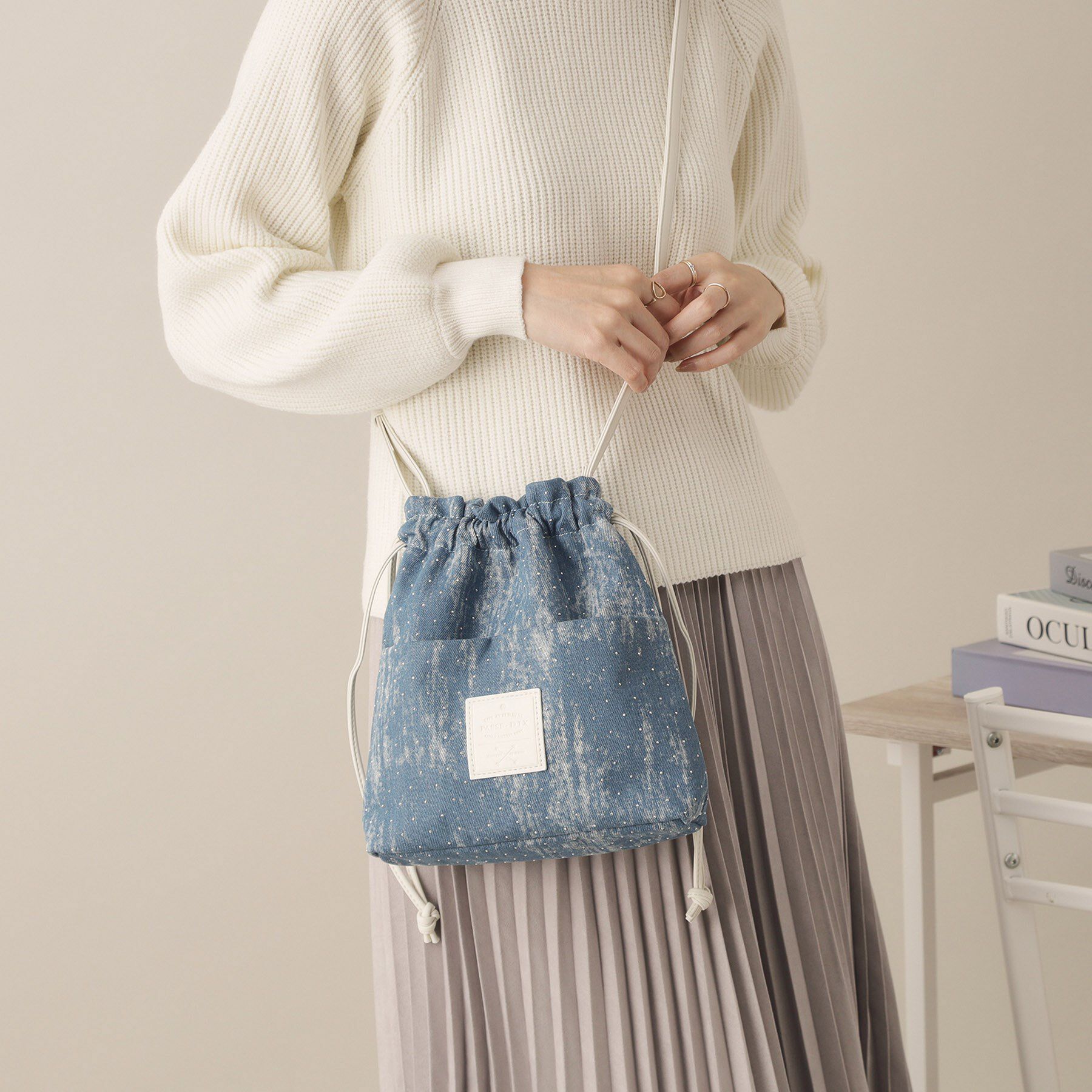 ITS&rsquo;DEMO「ストーンデニムミニショルダー」|ショルダー・メッセンジャー|ブルー(192)