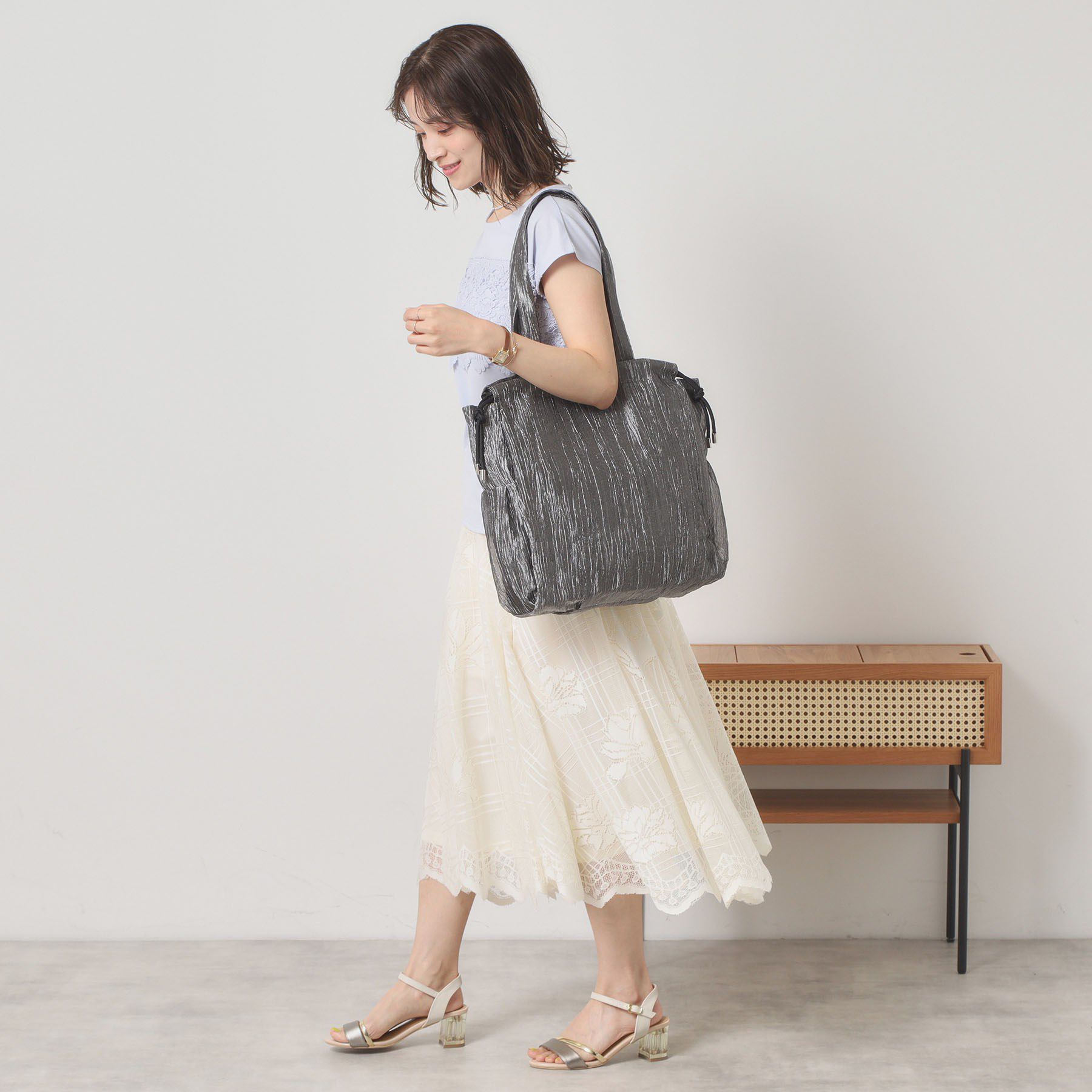 ITS&rsquo;DEMO「【A4対応】シアー巾着トート」|トートバッグ|