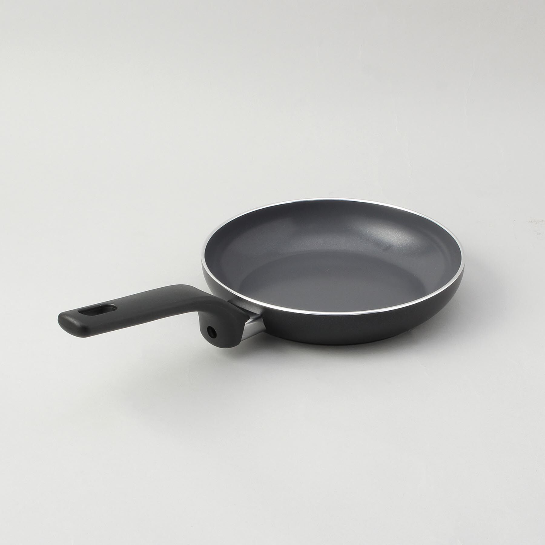 212 KITCHEN STORE「エッセンス フライパン 20cm ＜GreenPan  グリーンパン＞」|食器・キッチングッズ|