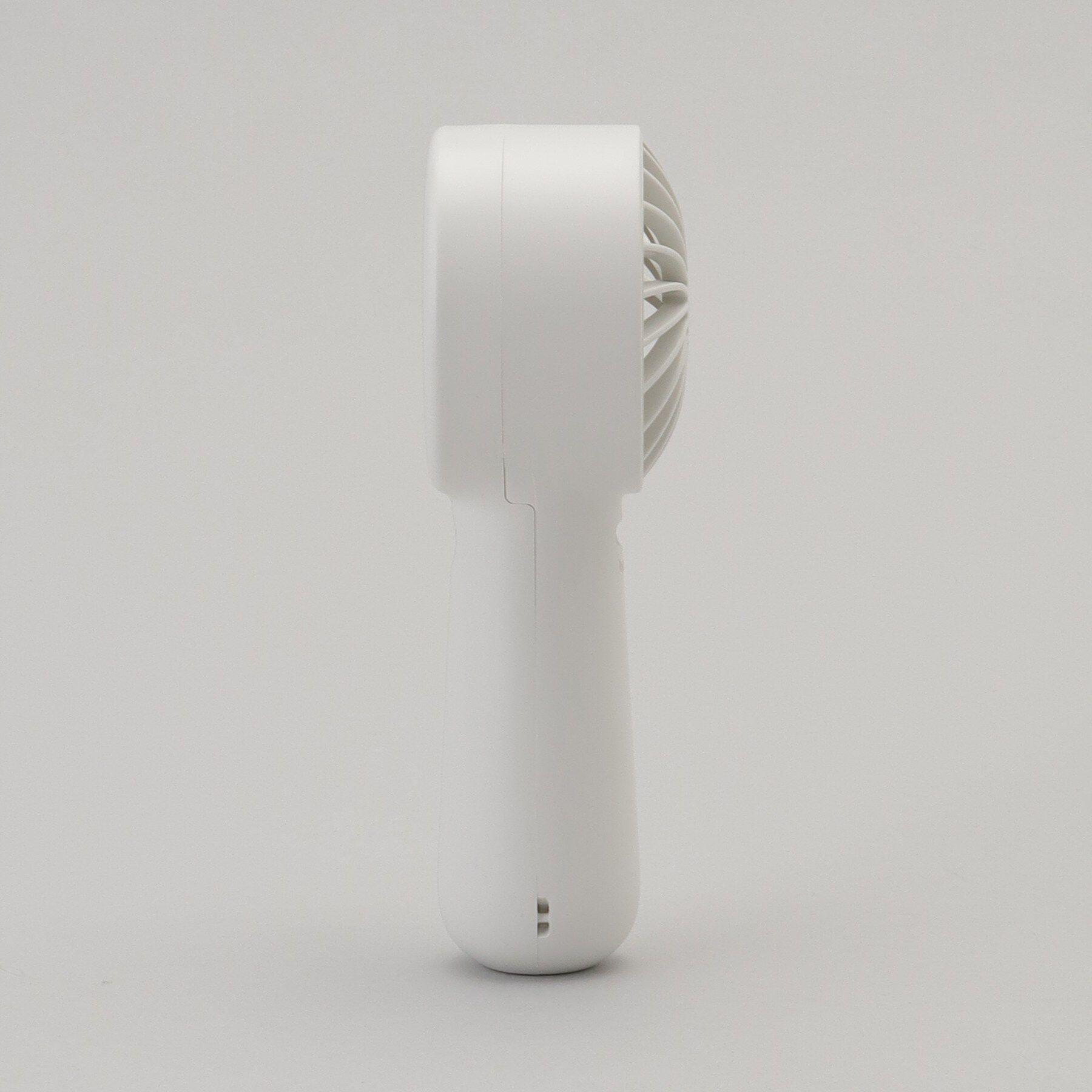 212 KITCHEN STORE「強風くん ミニハンディファン WH」|その他|