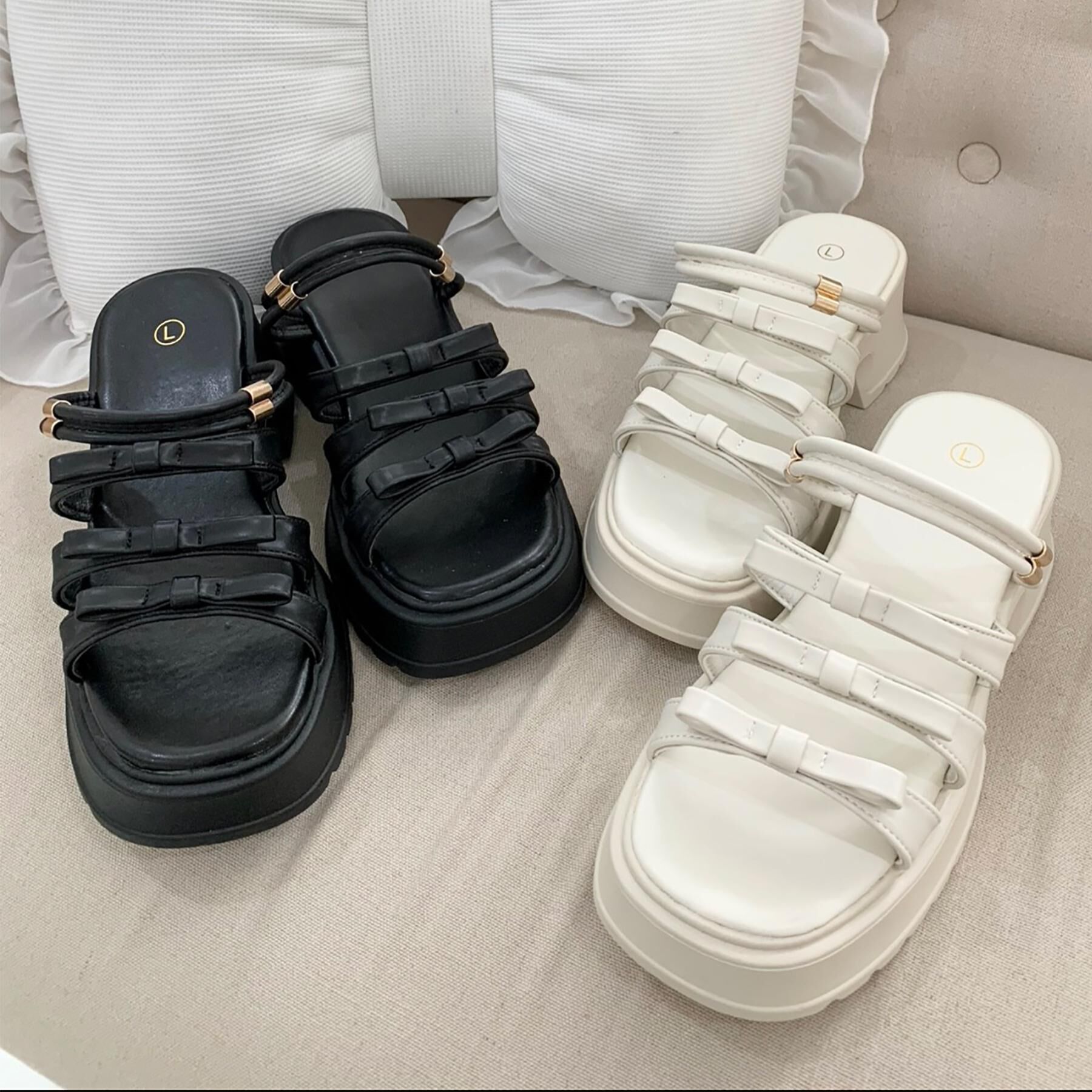 csT&P「3連リボンバレエコアサンダル」|サンダル|