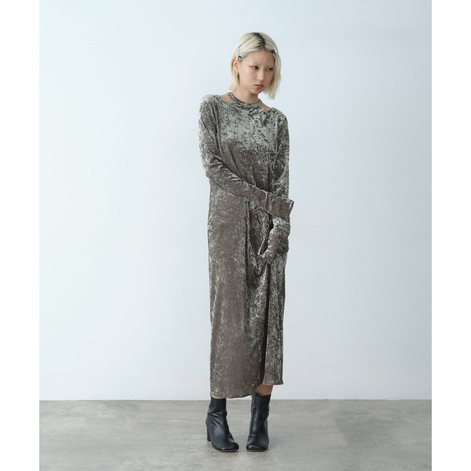CODE A「neck point velour dress」|ワンピース|