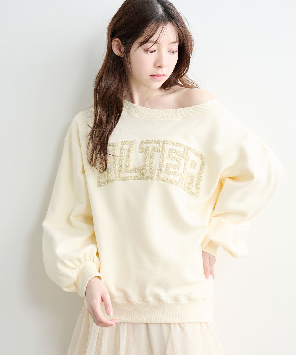 COCO DEAL「さがらグリッター刺繍ロゴスウェット」|スウェット・ジャージ|