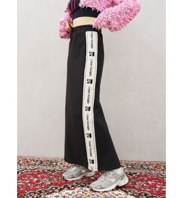 EVRIS「サイドロゴラインスウェットロングスカート【セットアップ着用可能】」|スカート|ブラック