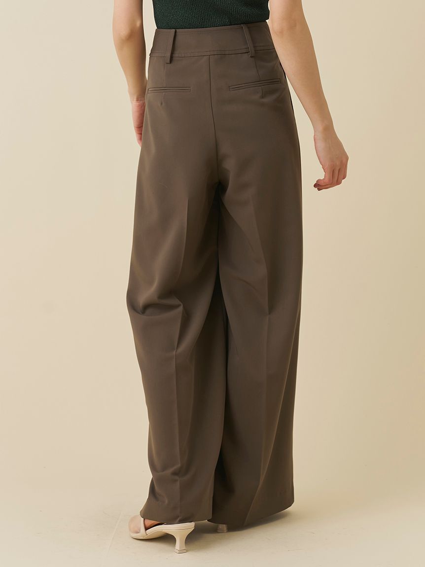 SNIDEL「シンプルタックパンツ」|チノ|