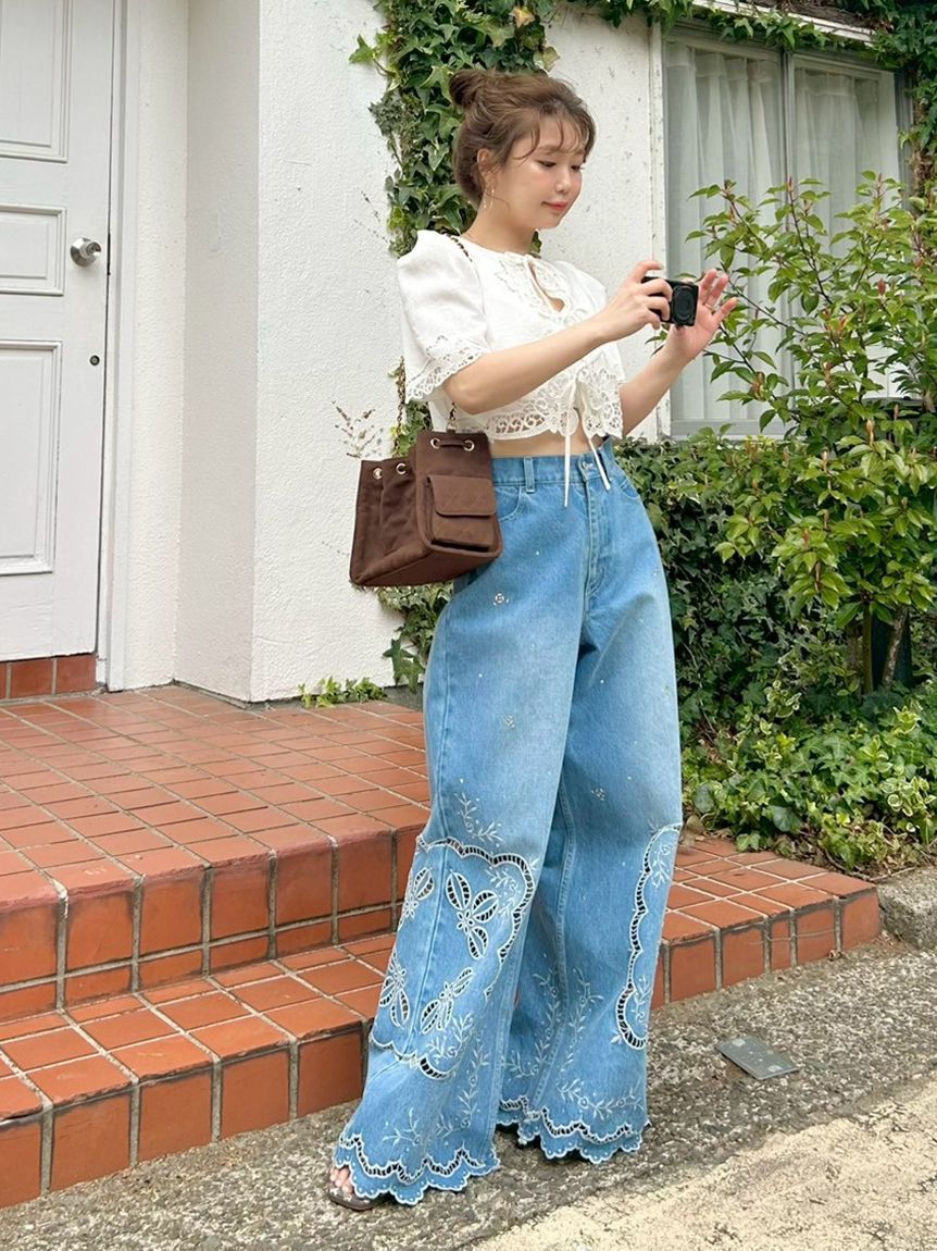 LILY BROWN「カットワークパネルレースジャケット」|ノーカラージャケット|