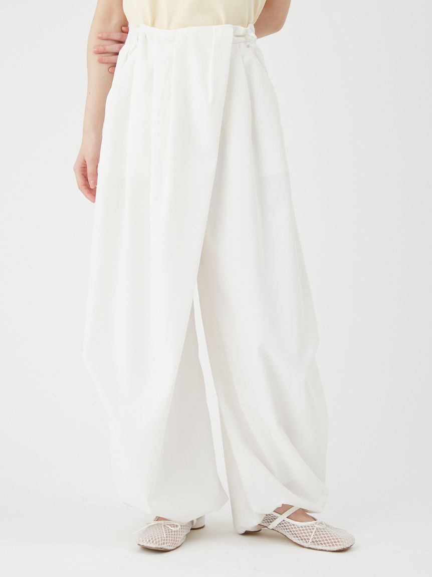 LILY BROWN「リネンライクタックドロストスラックス」|チノ|