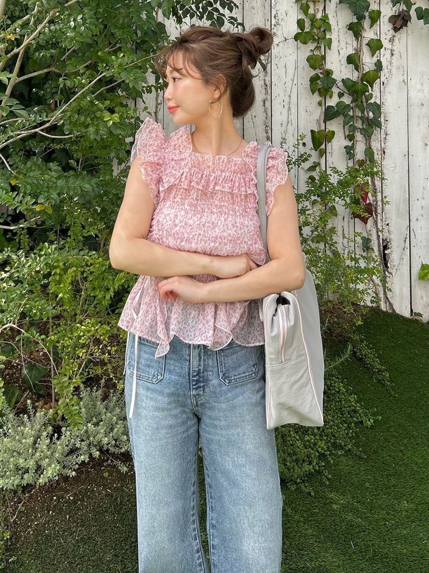 LILY BROWN「【WEB限定カラー】シャーリングレイヤーフリルトップス」|Tシャツ・カットソー|