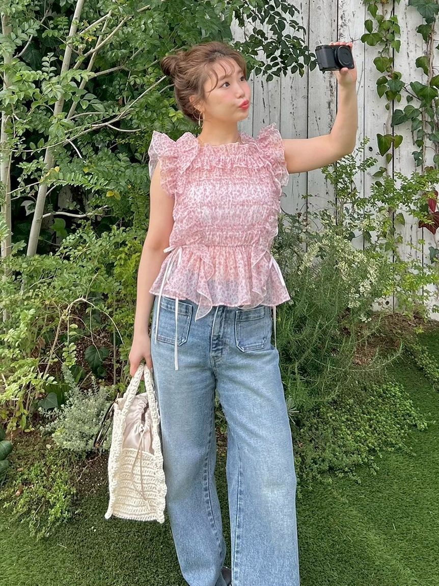 LILY BROWN「【WEB限定カラー】シャーリングレイヤーフリルトップス」|Tシャツ・カットソー|