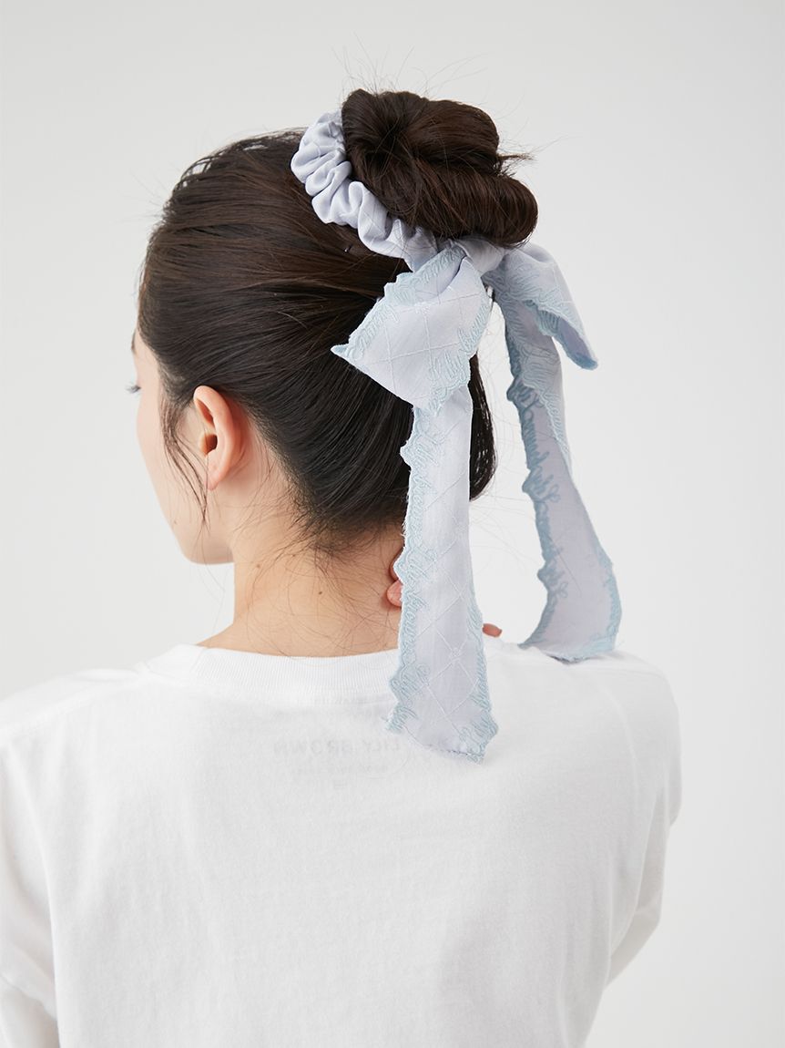 LILY BROWN「エンブロイダリースカラップリボンシュシュ」|ヘアバンド|BLU