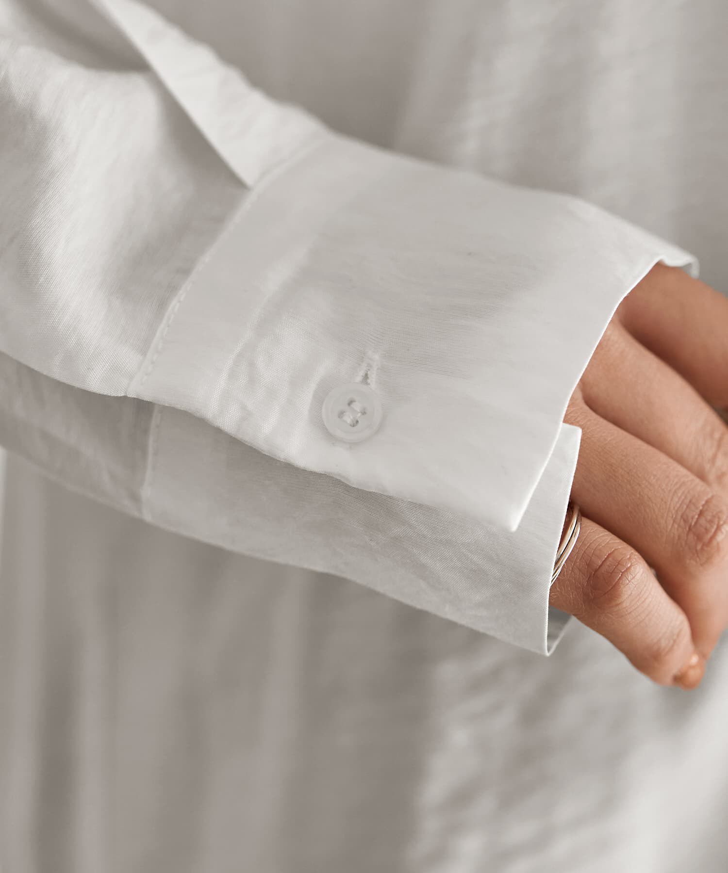 STYLE DELI「重ねやすいシボ生地しなやかシャツ」|シャツ・ブラウス|