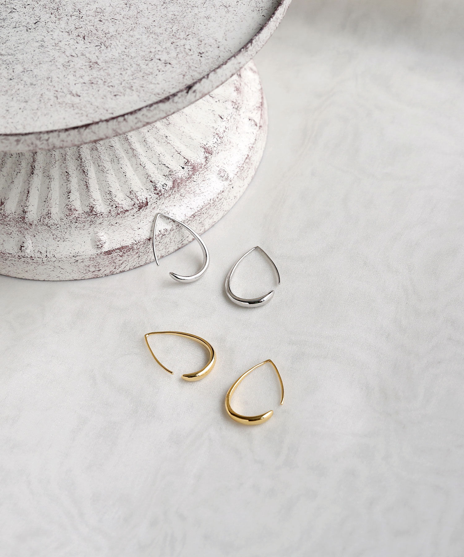 colleca la「[silver925]ドロップフックピアス〈金属アレルギー対応〉」|ピアス|