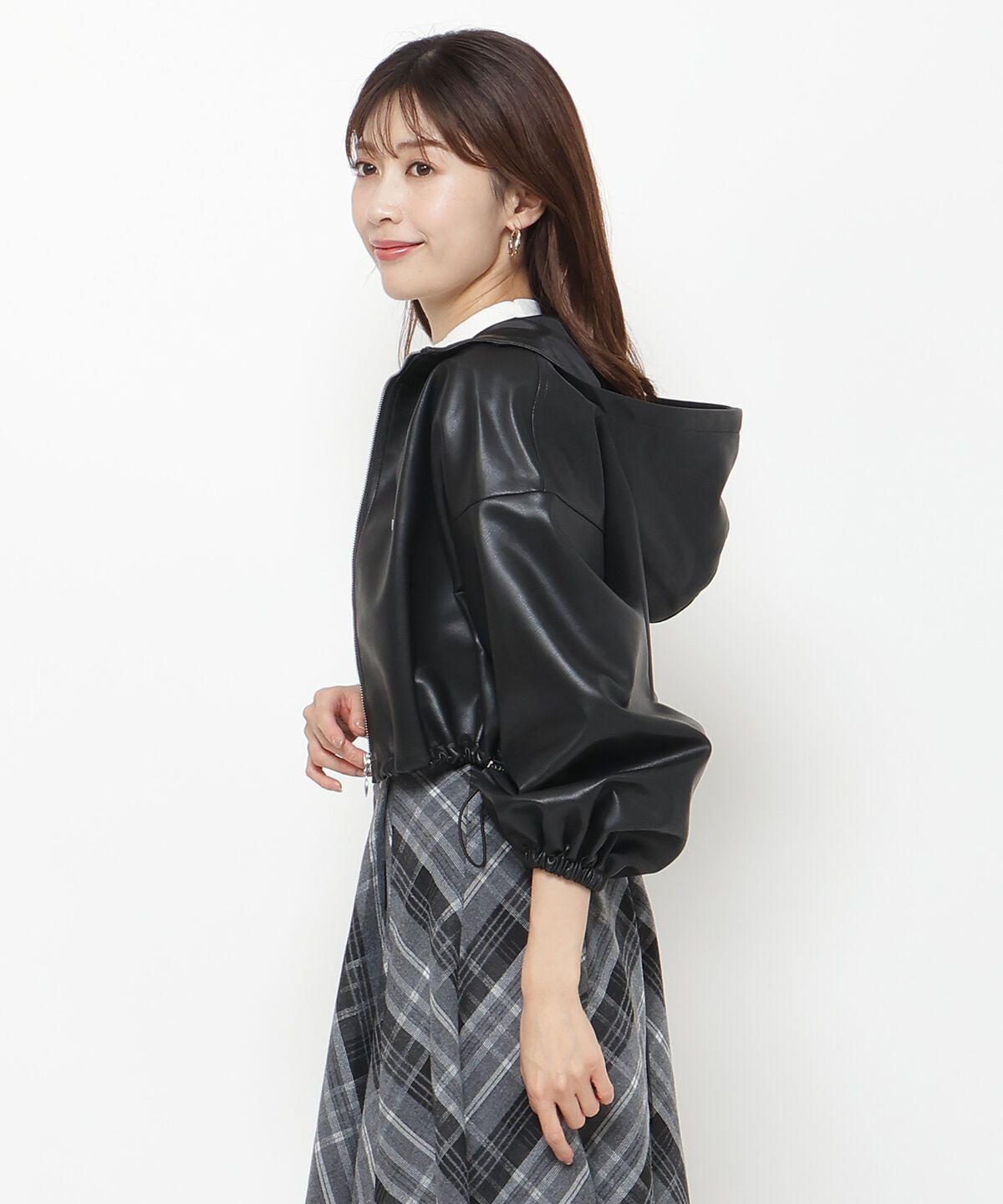 アンドクチュール「フェイクレザークロップドマンパ」|アウトドア|