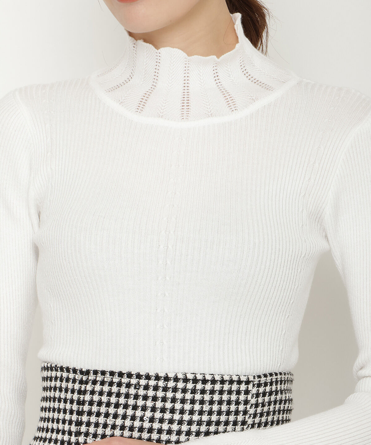 アンドクチュール「スカラハイネックニットプルオーバー」|ニット・セーター|