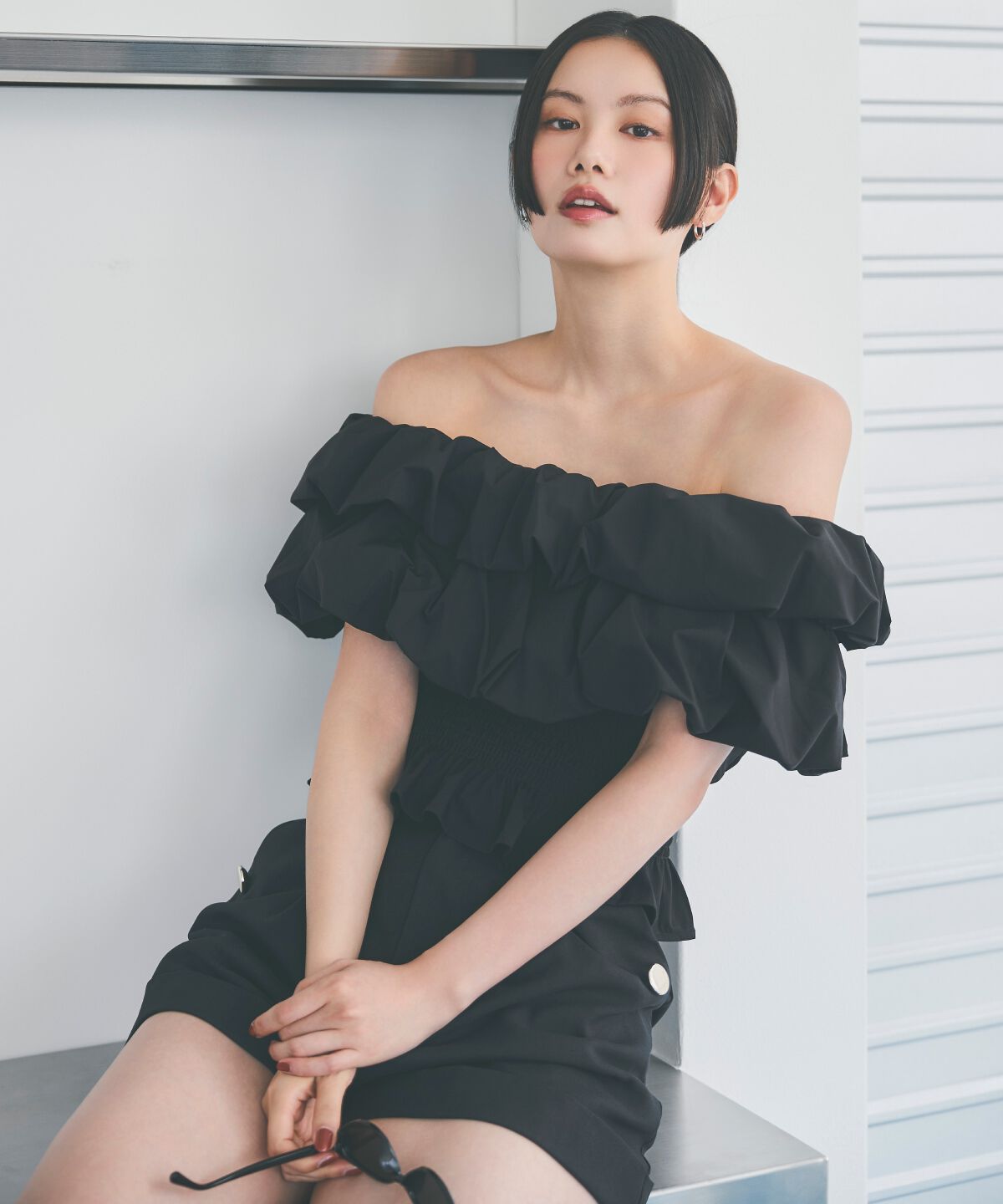 アンドクチュール「ボリュームフリルオフショルブラウス」|シャツ・ブラウス|