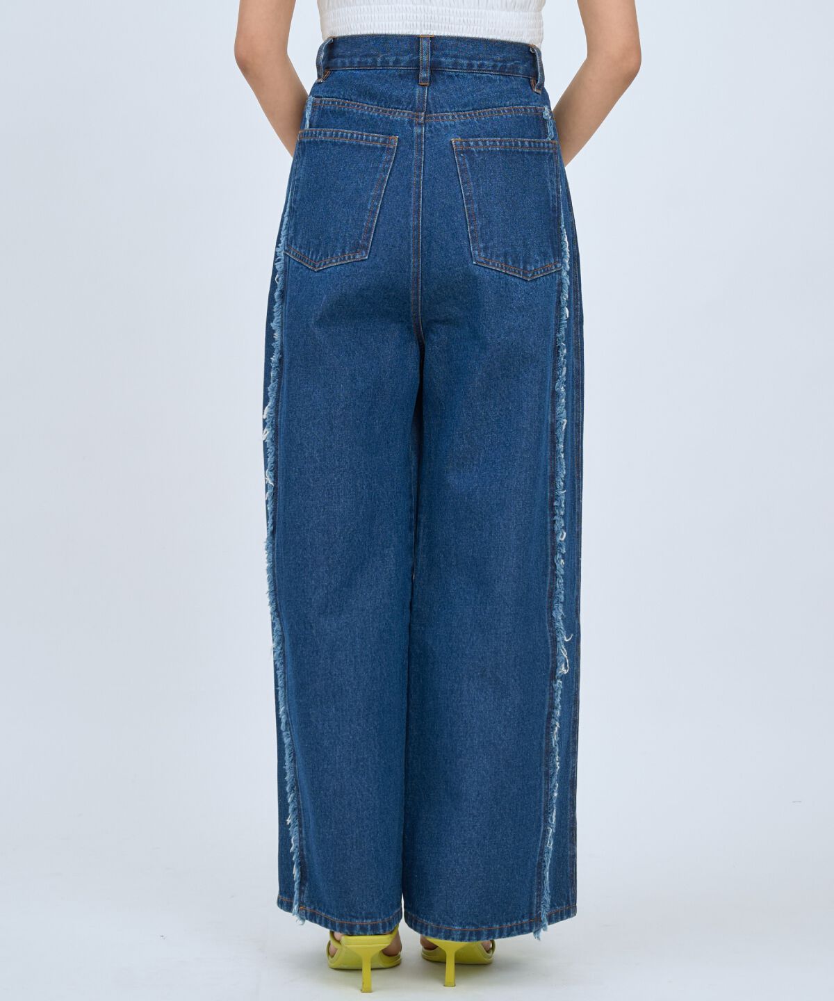 アンドクチュール「フリンジラインワイドデニムパンツ」|デニム|