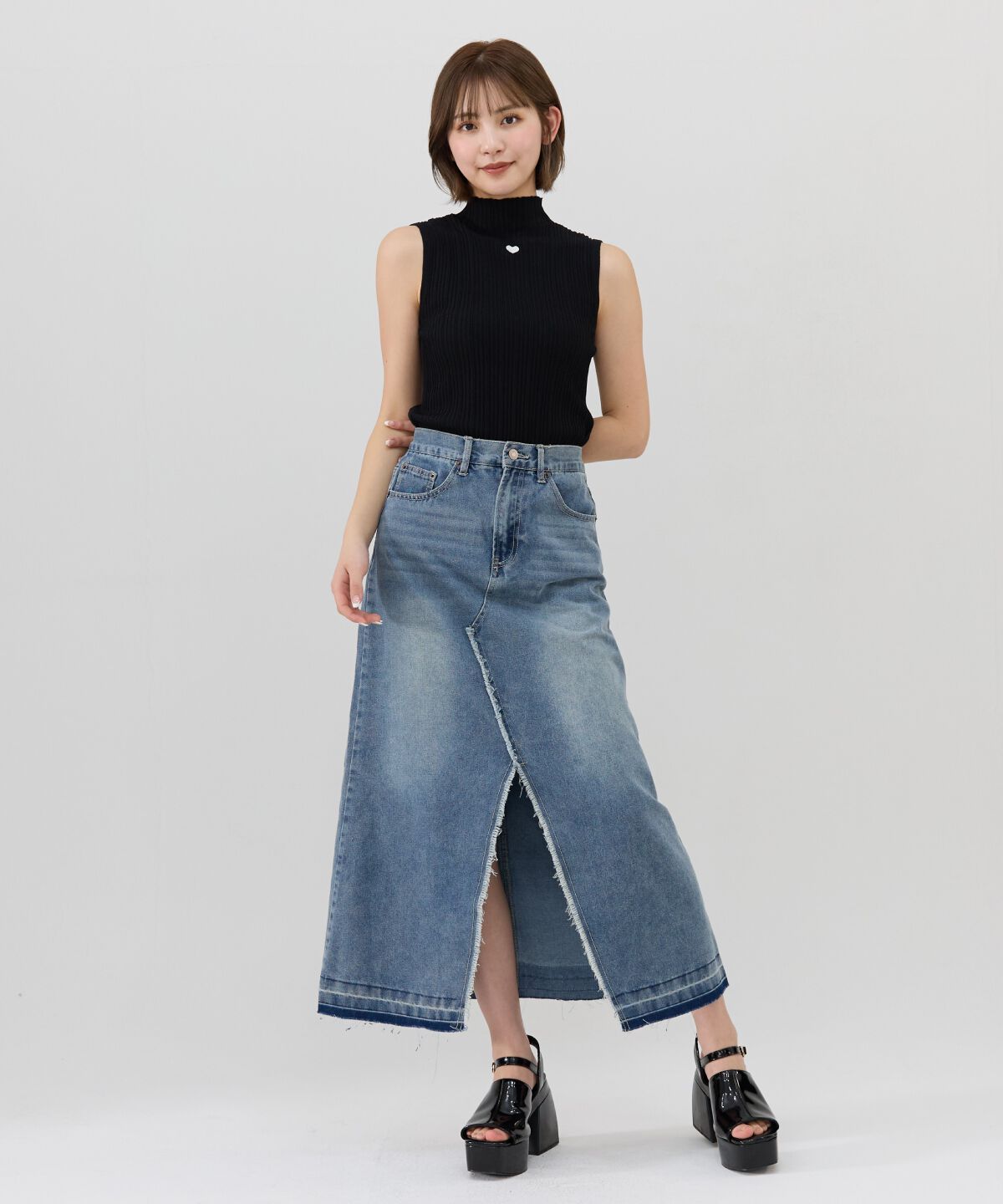 REDYAZEL「ハート刺繍ノースリーブリブニット」|ニット・セーター|