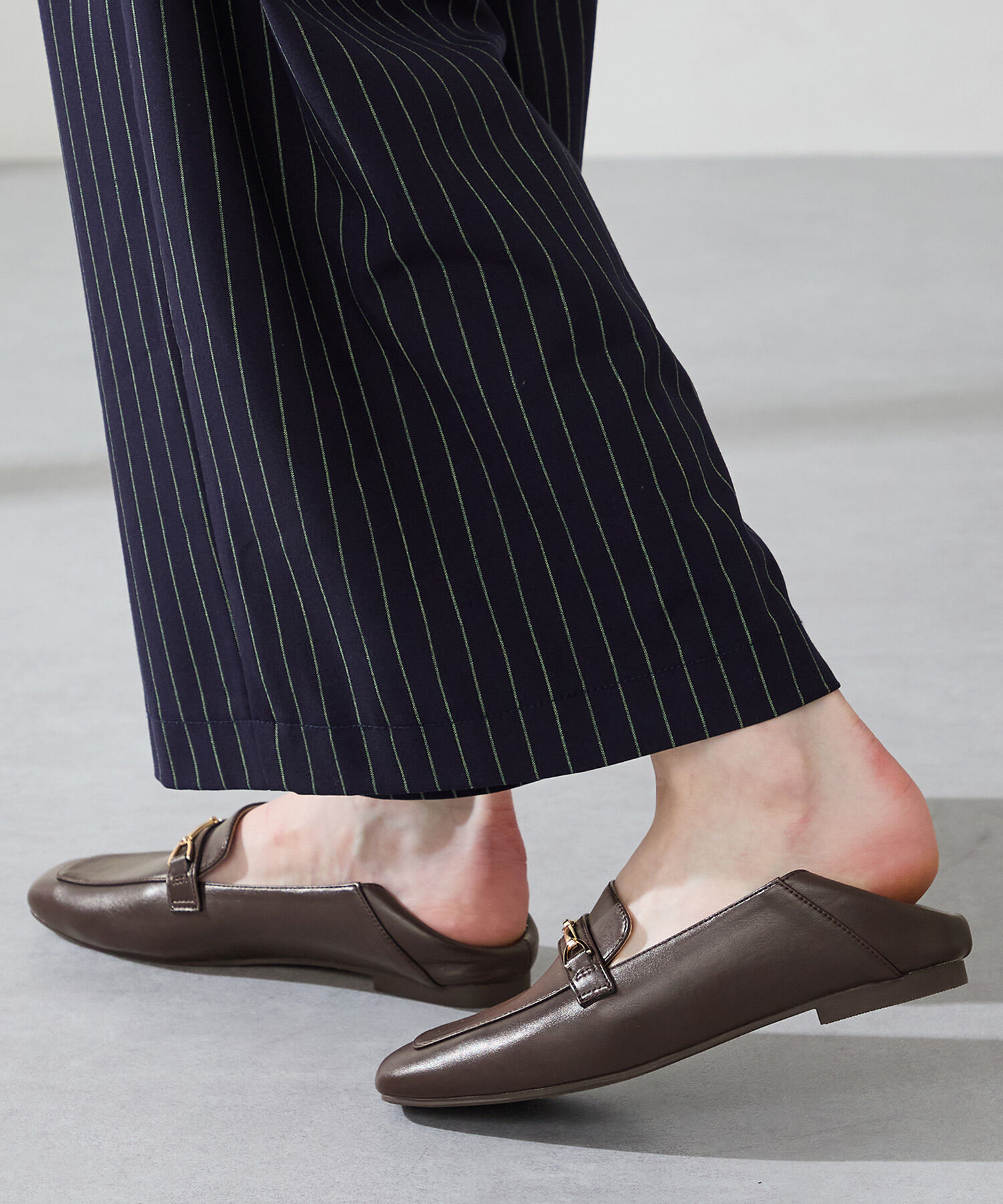 WA Oriental TRaffic「スクエアトゥモチーフバブーシュローファー/52308」|パンプス|