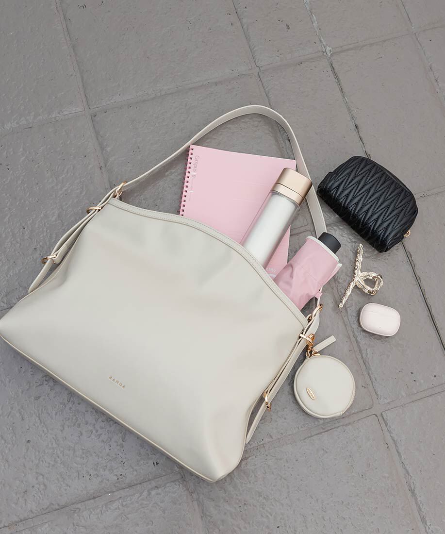  「【A4対応】ミニポーチ付きショルダーバッグ」|ショルダー・メッセンジャー|