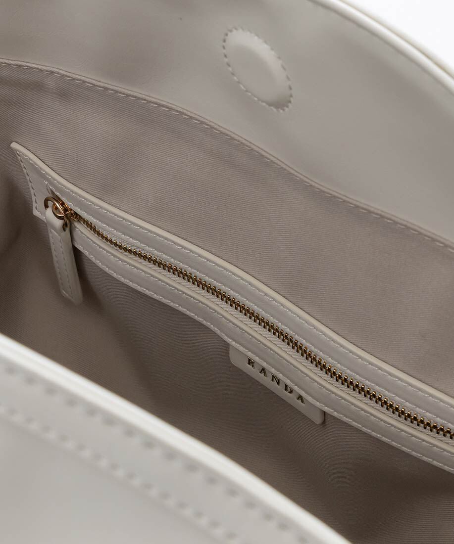  「【A4対応】ミニポーチ付きショルダーバッグ」|ショルダー・メッセンジャー|