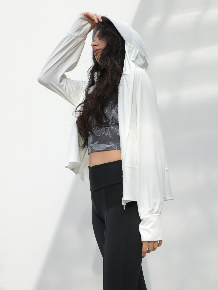 PEAK&PINE「【新作リゾートウェア】ツバ付きUVカットパーカー/ラッシュガード」|スポーツ|ホワイト