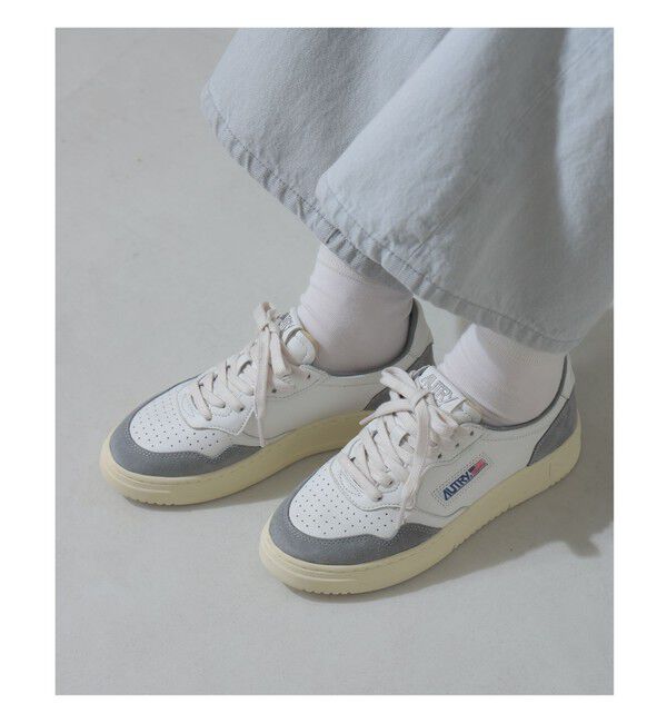 Demi-Luxe BEAMS 「AUTRY / MEDALIST LOW レザースエード コンビ スニーカー」|スニーカー|