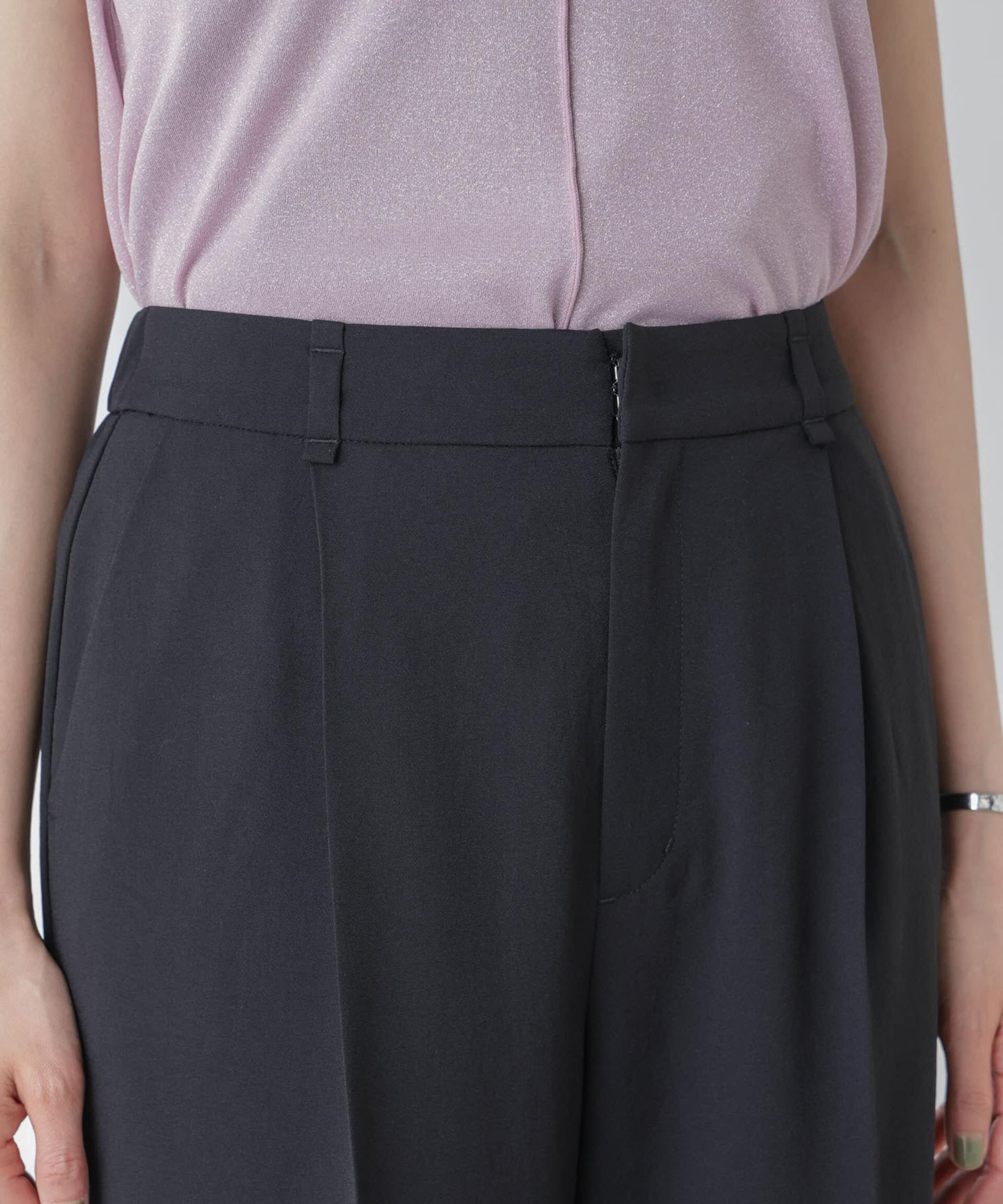 nano･universe「ｲｰｼﾞｰﾌｧﾝｸｼｮﾝ ｾﾝﾀｰﾌﾟﾚｽｾﾐﾜｲﾄﾞﾊﾟﾝﾂ(ｾｯ  」|チノ|