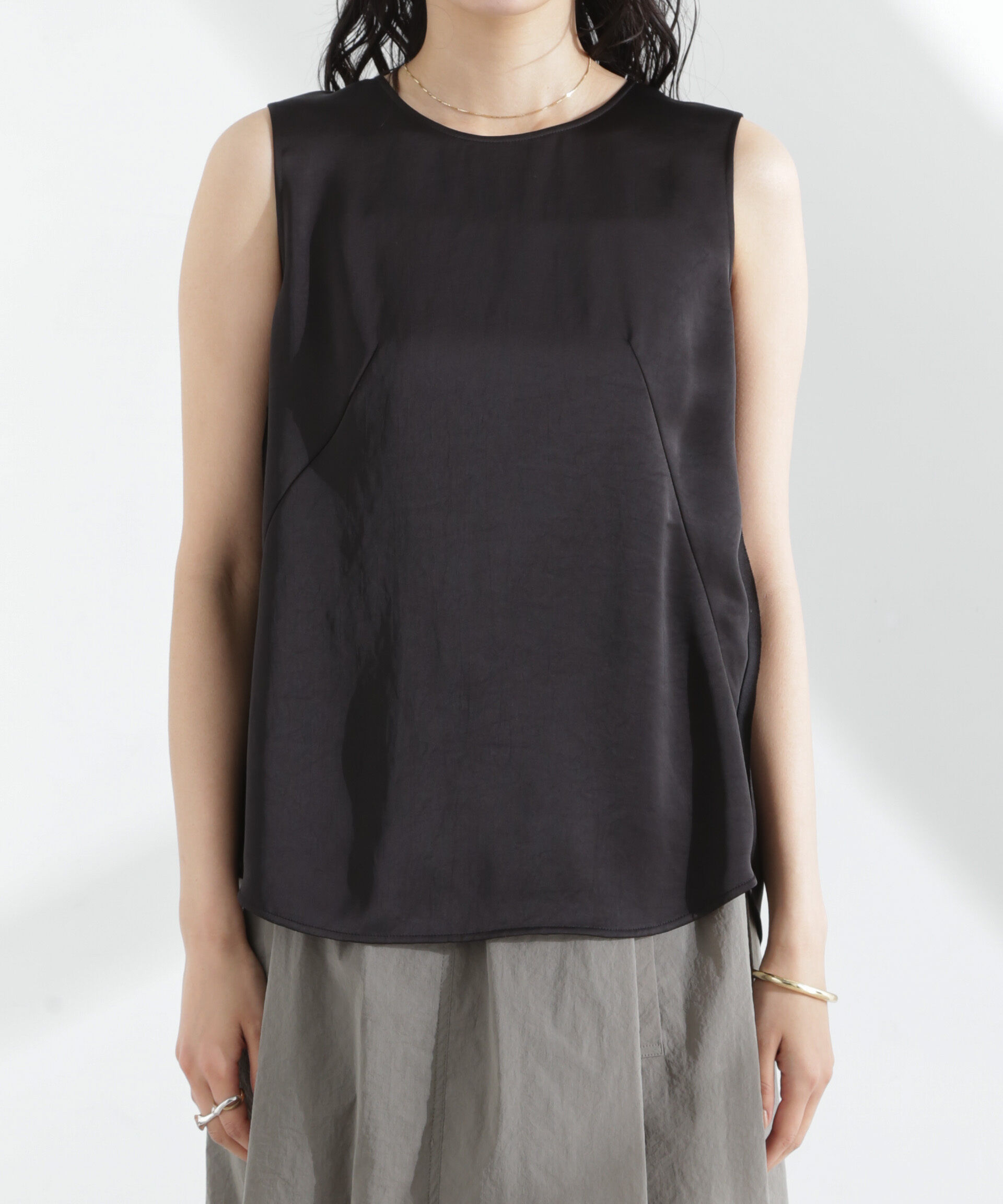 nano･universe「ダブルサテンノースリーブトップス」|シャツ・ブラウス|