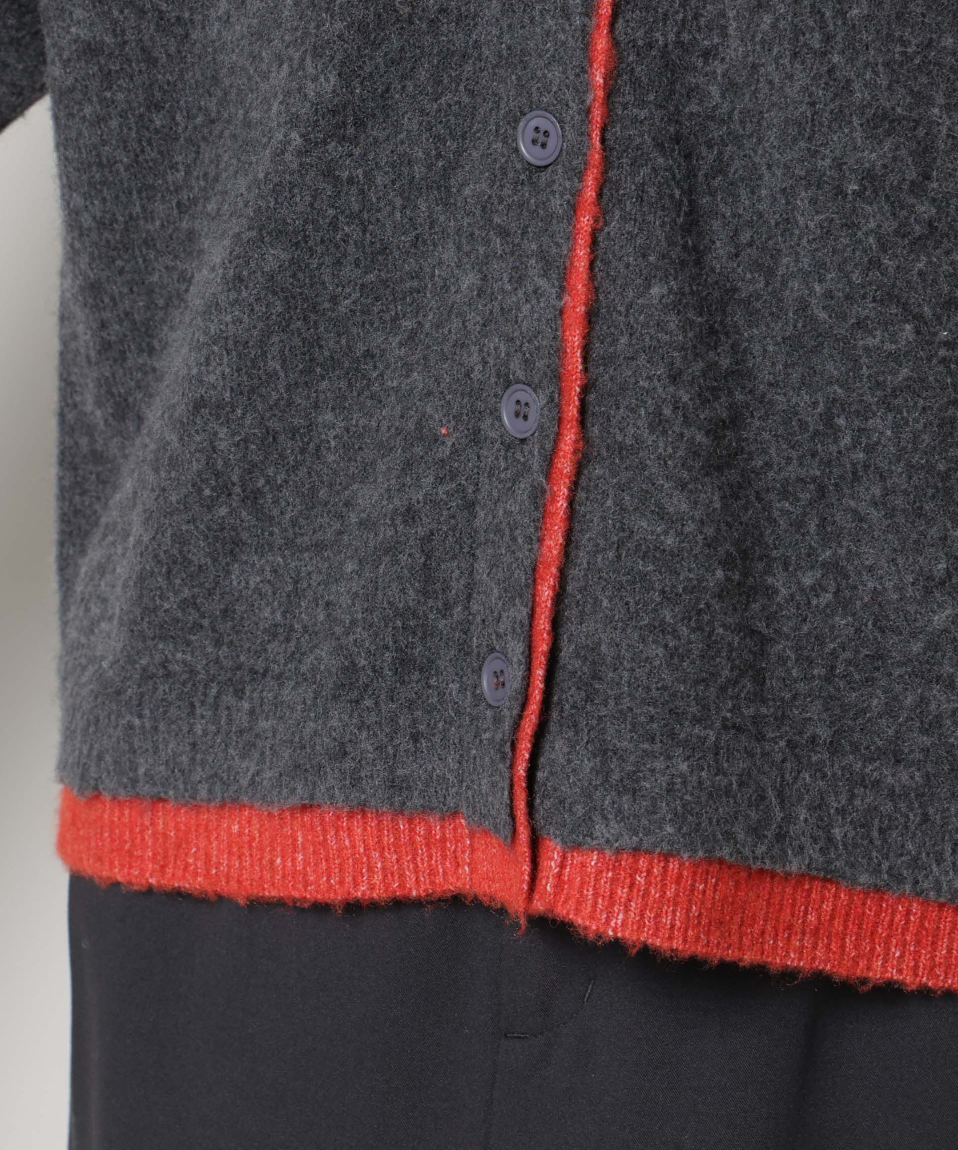 nano･universe「PENNEYS別注TheFOXバイカラーVネックカーディガン」|ニット・セーター|