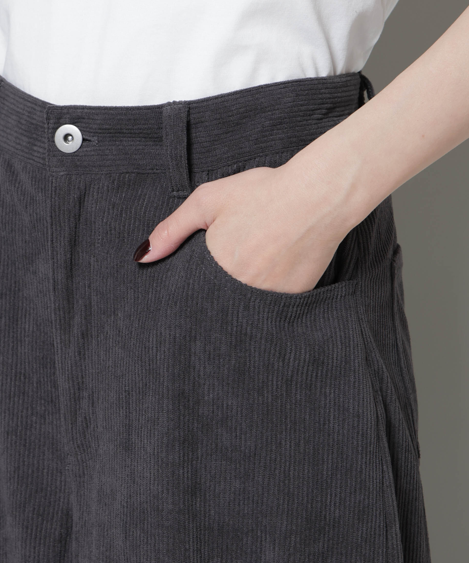 nano･universe「ソフトコーデュロイストレートパンツ」|チノ|