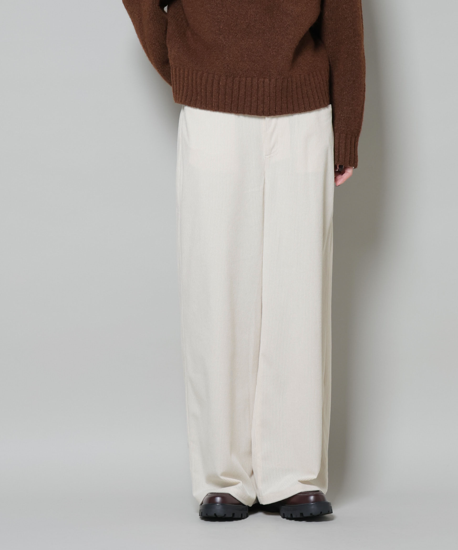 nano･universe「ソフトコーデュロイストレートパンツ」|チノ|