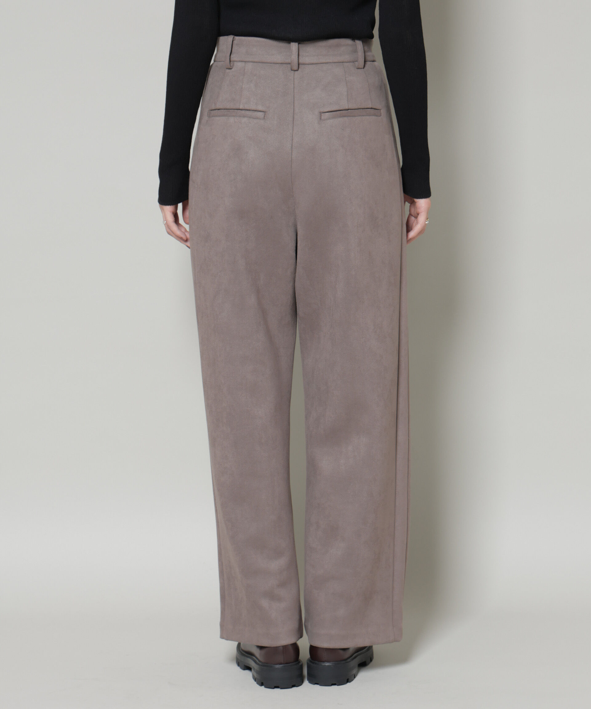 nano･universe「フェイクスエードタックパンツ」|チノ|