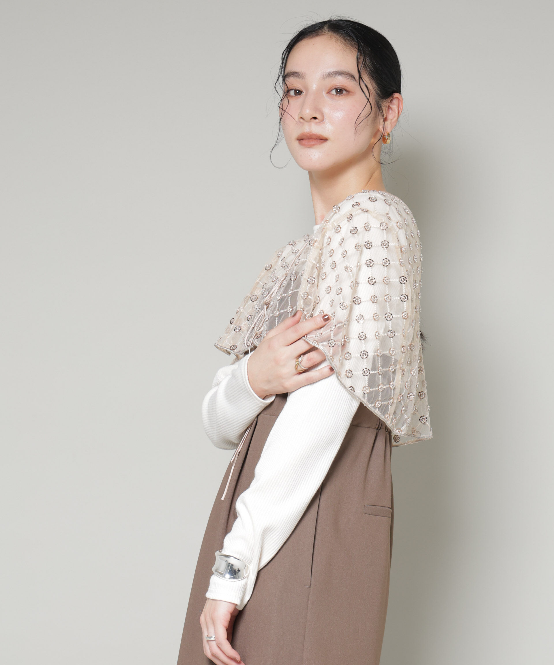 nano･universe「スパンコールビーズ刺繍ボレロストール」|シャツ・ブラウス|