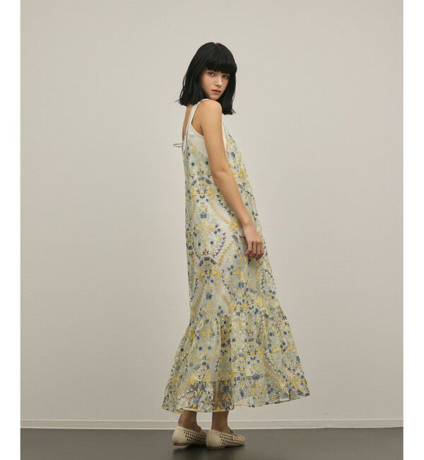 GRACE CONTINENTAL「オーナメントembワンピース」|ワンピース|