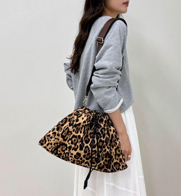 fredy emue「ジャガードショルダードロスト巾着バッグ」|ショルダー・メッセンジャー|ブラウン系その他