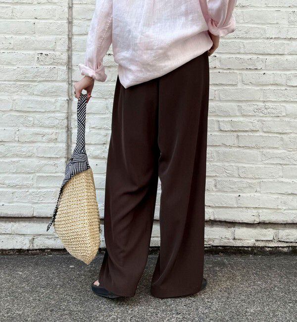 fredy emue「【ラクなのにきちんと見え】シャラリツイル イージーパンツ」|チノ|