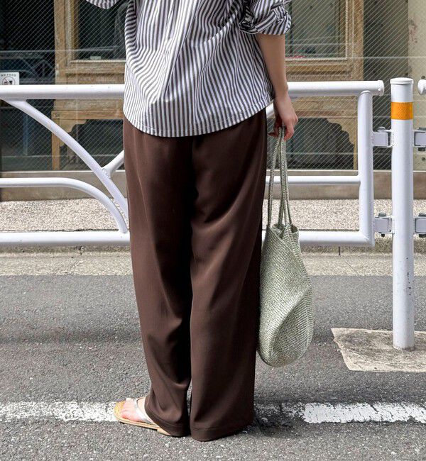 fredy emue「【ラクなのにきちんと見え】シャラリツイル イージーパンツ」|チノ|