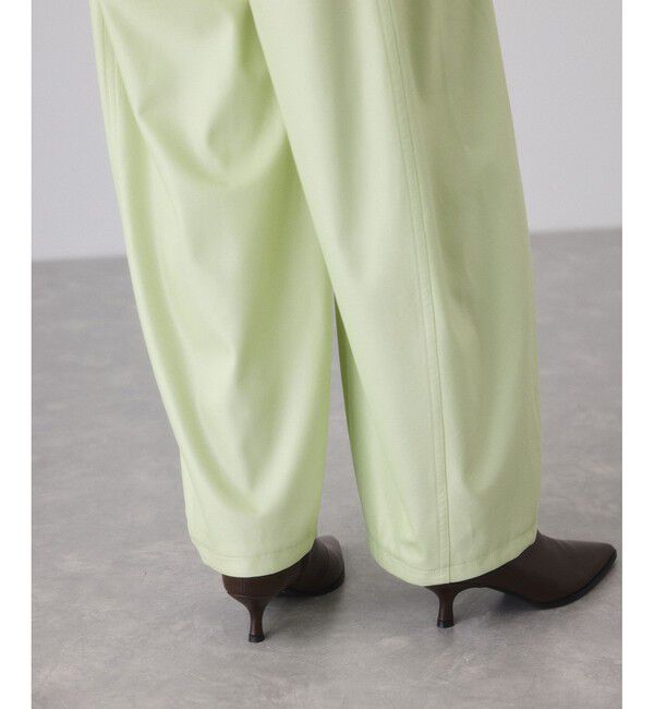 ADAM ET ROPE'「グロスボンディングコクーンパンツ」|チノ|