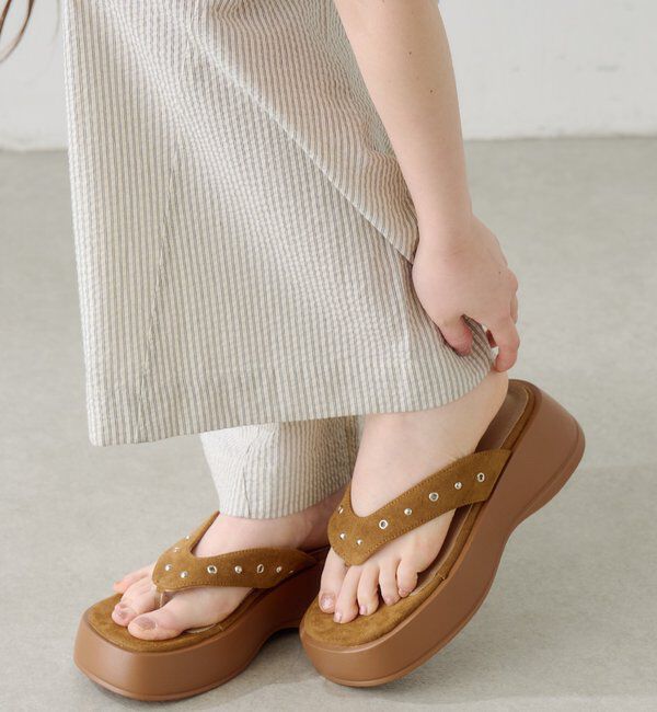  「スタッズスエードトングサンダル」|その他|