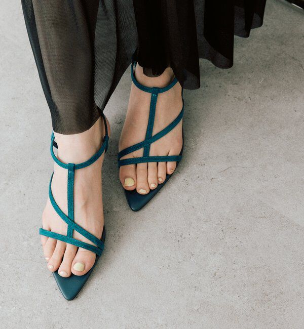  「【抜け感】ポインテッドラインサンダル」|サンダル|