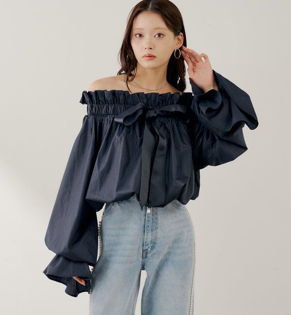  「【SALON by Chico】2wayスタンドフリルブラウス」|シャツ・ブラウス|